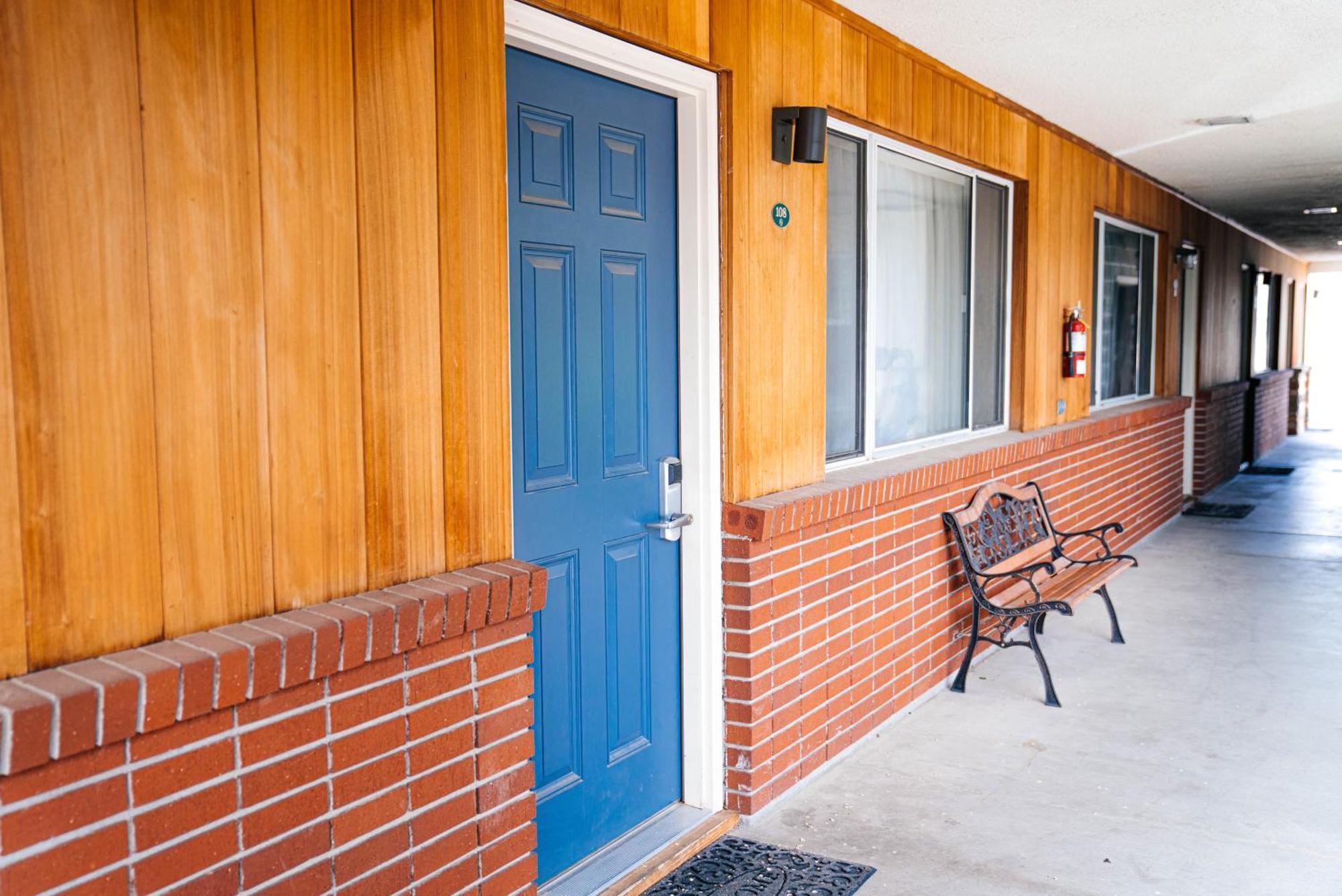 Salida Inn&Monarch Suites Exterior foto
